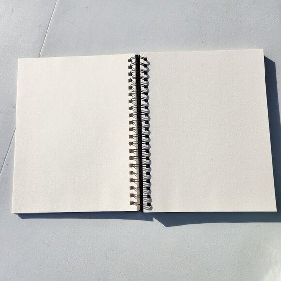 U.S. Art Supply 8.5" x 11" Premium Hardcover Sketch Book 80 Sheets 70 lb (110gsm - Picture 3 of 10